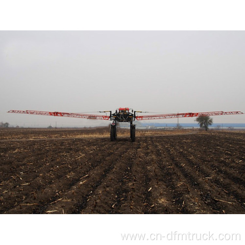 Self propelled high pressure boom sprayer